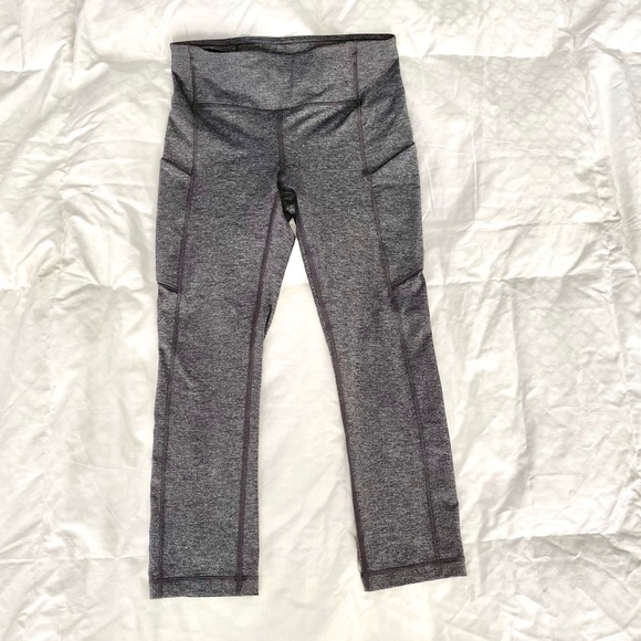lululemon athletica Pants - LULULEMON Capri Legging